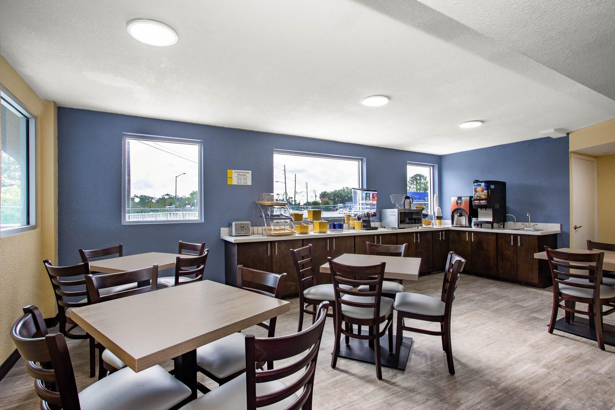 Days Inn By Wyndham Apopka/Orlando Exterior foto